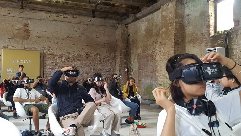 Veneza vira virtual: Tsai Ming Liang lidera a revolução VR — mas será isto cinema?