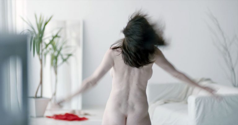 Berlinale: ‘Touch Me Not’ embrenha-nos no cinema terapêutico de Adina Pintilie