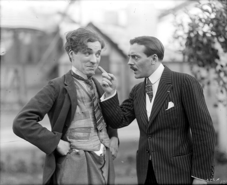 Pordenone: Entre A Morte Cansada e a energia de Chaplin